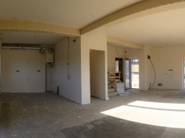 Casa NOUA cu CF zona Bradet-Meses, incalzire in pardoseala,