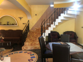 Inchiriere vila ,Trivale, mobilata, utilata, 600 euro