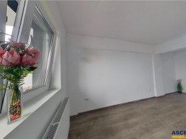 LIVE 3D! Decomandat, etaj intermediar, terasa frumoasa, vede