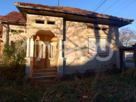 Casa individuala de vanzare 1728 mp curte libera Dejani jude