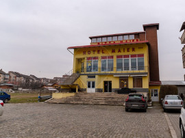 Hotel / Pensiune cu 32 camere-vânzare în Hunedoara, zon...