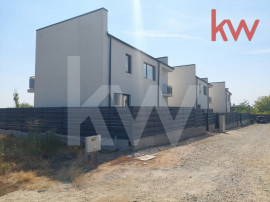 Casă frumoasă, 238 mp, C&acirc;rcea