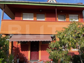 Casă P+1 cu toate utilitățile și teren de 303 mp, zona s