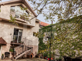 Casa individuala, 5 camere, 200 mp utili, 500 mp teren, zona