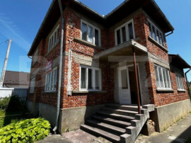 Casă Spațioasă cu Teren Generos &icirc;n Beclean &ndash; Ideală p