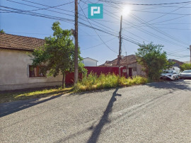 Casă parter pe colţ &icirc;n Grădişte