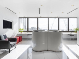 Alăturați-vă unui mediu de lucru colaborativ &icirc;n Spaces Business Garden