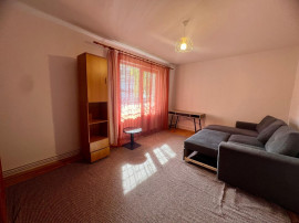CC/910 De &icirc;nchiriat apartament cu 3 camere &icirc;n Tg Mureș - 7 Noiembrie