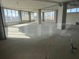 Spatiu comercial, 200 mp, open space