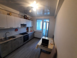 Garsoniera de inchiriat in zona Pietii Muncii