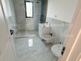 Casă de v&acirc;nzare &icirc;n cartierul Izvor, comuna Tărlungeni, l