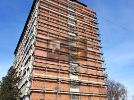 Apartament 3 camere/ Etajul 2 Bloc Turn/Bloc in reabilita...