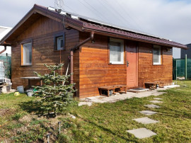 Casă cu grădină amenajată | Oază privată de relaxar...