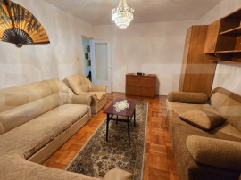 Apartament 2 camere,decomandat, 50 mp, zona Ampoi 3