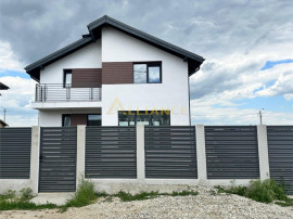 Vila individuala -4 camere -3 bai -425mp teren- str asfaltat