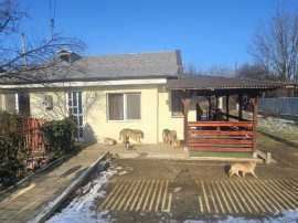Casa individuala + 900 mp teren proprietate -Sendreni, ju...