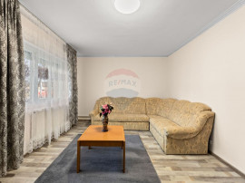 Apartament cu 2 camere, decomadat, de &icirc;nchiriat &icirc;n zona...