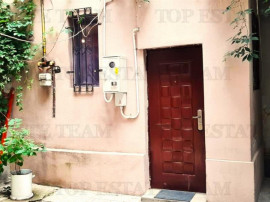 Garsoniera cocheta de inchiriat Universitate , intrare separ