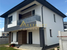 Vila individuala- 500m de STV - pod - beci - strada asfaltat