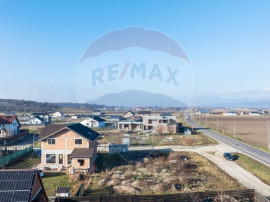 Teren intravilan cu dublu front stradal I Poiana Craitelo...