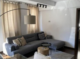 3 camere | Parc Herastrau | Caranfil | parcare