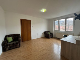 Resita, Apt. 3 cam.cf.1, semidec, CENTRAL