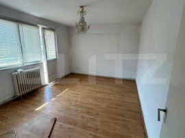 Apartament 3 camere, decomandat, 62 mp, etaj 3, balcon, Mă