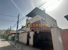 Piata Sudului Casa 4 camere | 3 bai Teren 160 mp