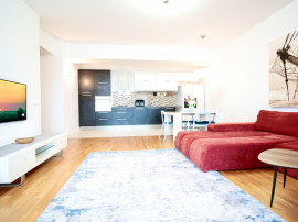 PIPERA-VITA BELLA, COMPLEX PRIVAT, LANGA SCOALA AMERICANA, 0