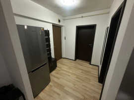 Apartament 3 camere, semidecomandat, 60 mp - Centru!