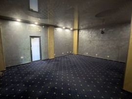 Otopeni sp 70 mp ideal cofetărie