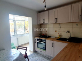 Apartament de vanzare! 3 camere, decomandat, zona Nicolina 2