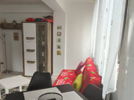 Apartament cu o camera tip studio ,et 2