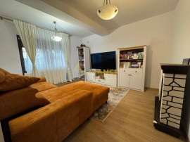 Exclusivitate &ndash; Casa moderna P 1 M | 5 camere | Mutare ...