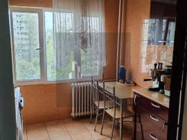 Apartament 3 camere decomandat / et 4/ Metrou Iancului 10...