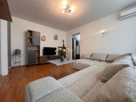 Apartament 2 camere-etaj intermediar-Tătărași