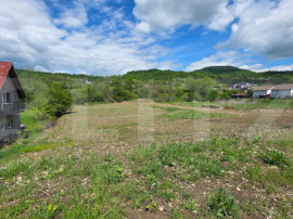 Parcela 600 mp, zona Ghinzii
