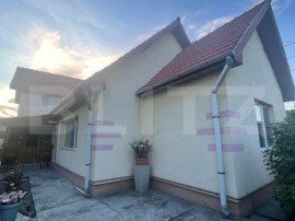 Casa cu etaj, 5 camere, 140 mp utili, Zona Șar&acirc;t, C&acirc;mpia