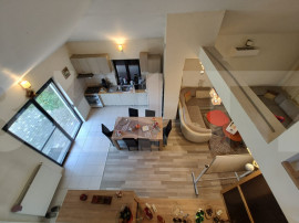 Casa individuala, 3 camere, 95 mp, zona Sacalaz