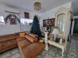 Vila 7 camere de inchiriat Fundeni