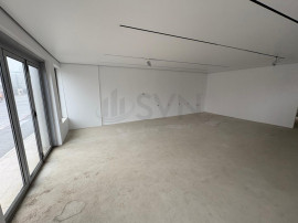 Spatiu Comercial Versatil I Bd Pipera I