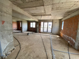 Spatiu comercial la rosu - Ilie Petre-Chiajna