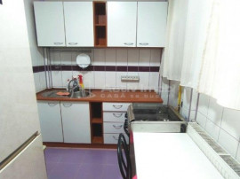 Rahova - Salaj - 2 camere decomandat- centrala proprie - AC