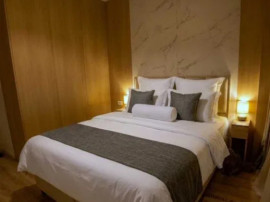 Apartament 2 camere, decomandat - zona Tractorul