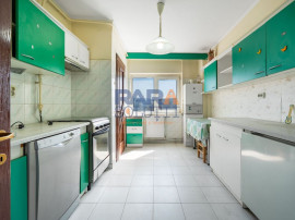 Apartament cu 4 camere, 88 mp (2 băi, 2 balcoane)
