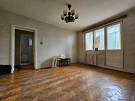 Apartament Cu 3 Camere Semidecomandate Etaj 2 Zona Ultracentral