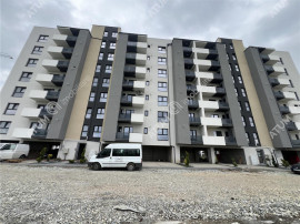 Apartament cu 2 camere decomandate si balcon zona Doamna Sta