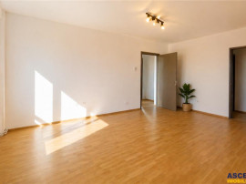 3D! Renovat, luminos, cu vedere panoramica, Vlahuta, Brasov.