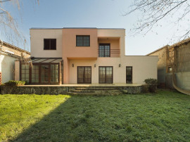Vilă 6 camere zona Tabacovici