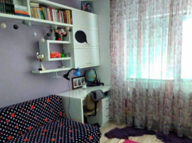 Apartament 3 camere decomandat - Podu Roș - bloc fără ris
